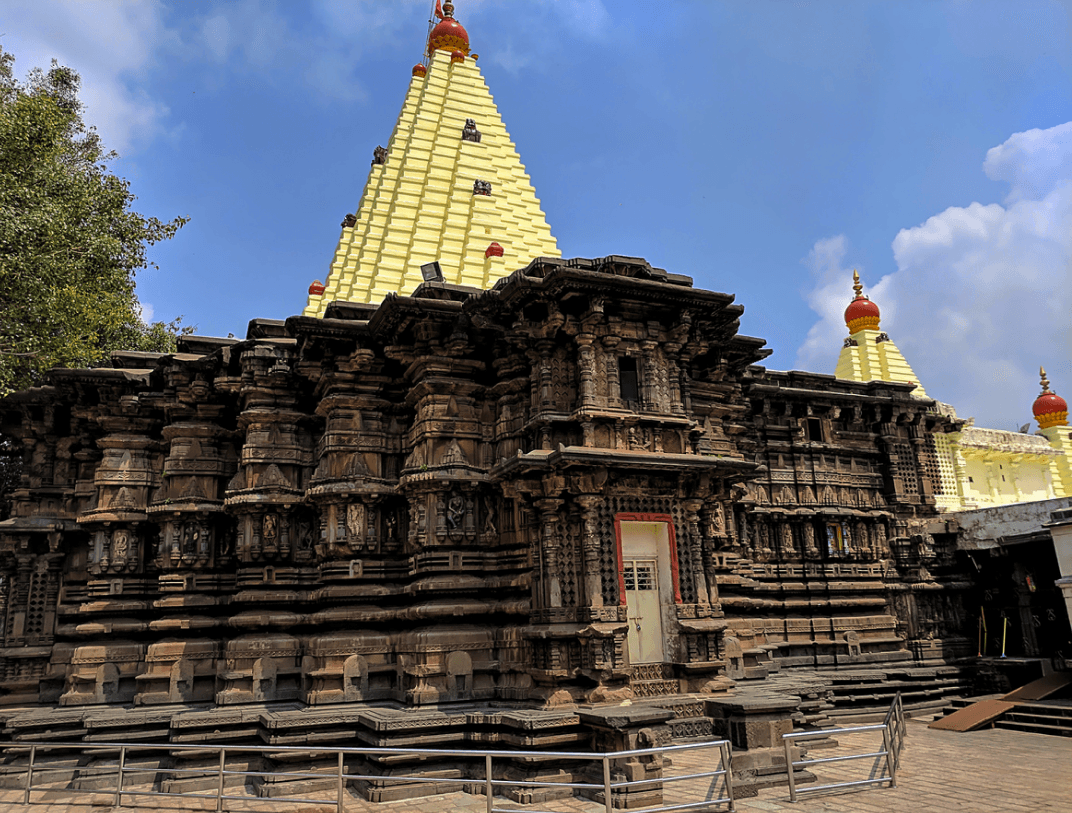 Shri Shaktipeeth Mahalakshmi Ambabai Temple,Kolhapur