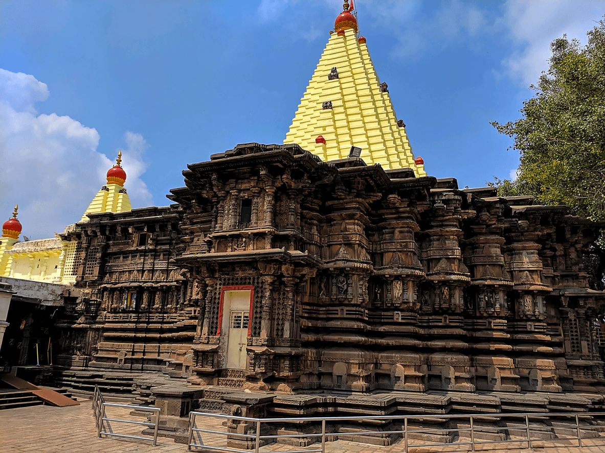 Shri Shaktipeeth Mahalakshmi Ambabai Temple,Kolhapur