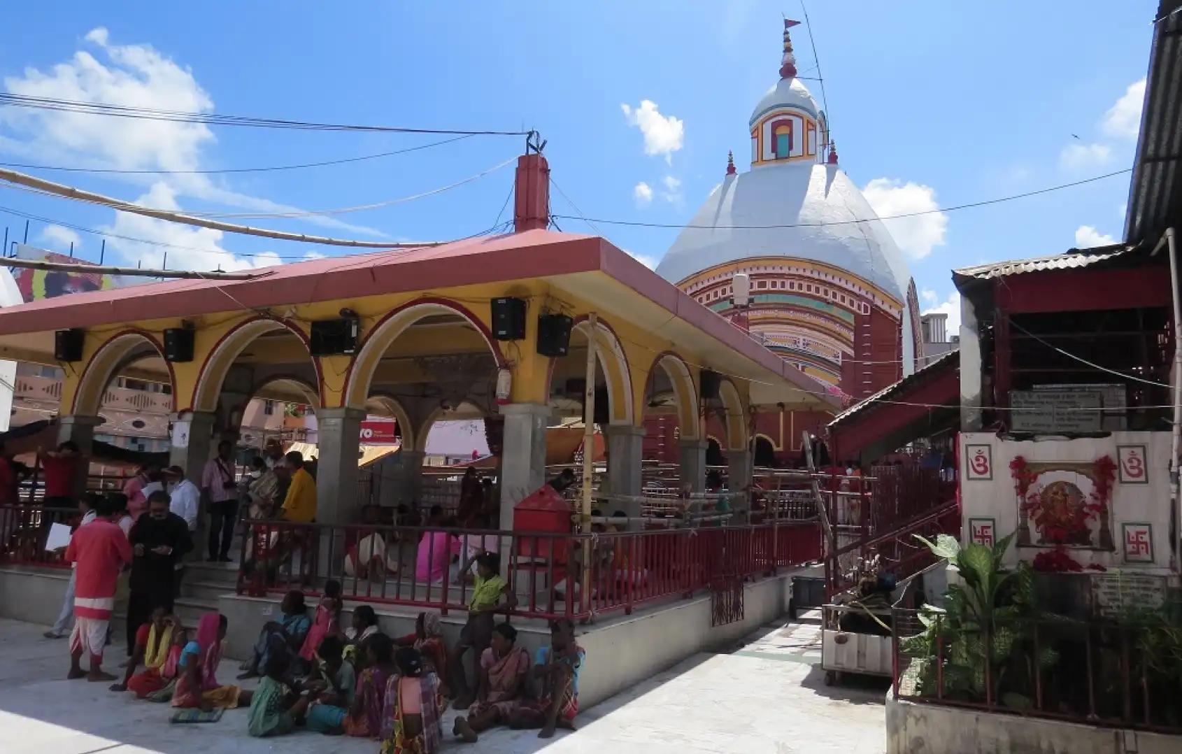  Shri Shaktipeeth Tarapith Temple,Tarapith, West Bengal