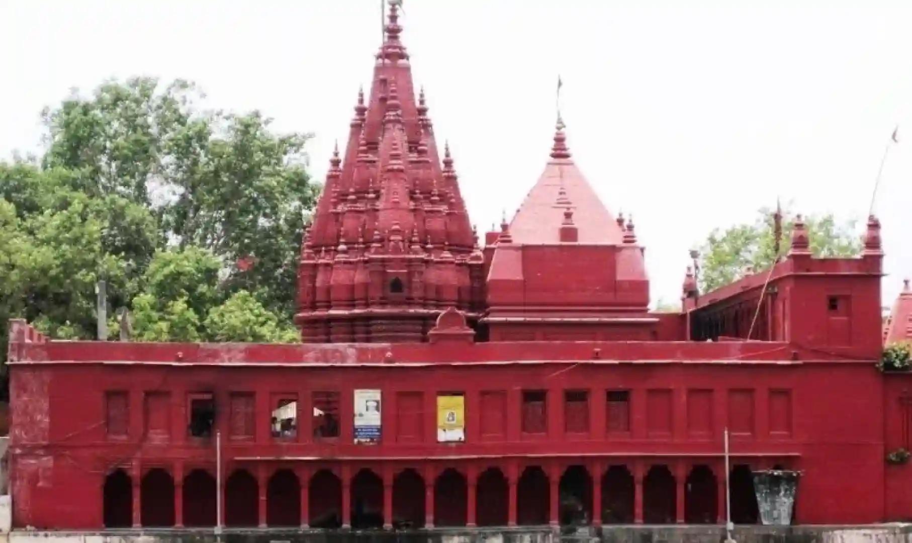 श्री दुर्गा कुंड मंदिर, काशी, उत्तर प्रदेश 