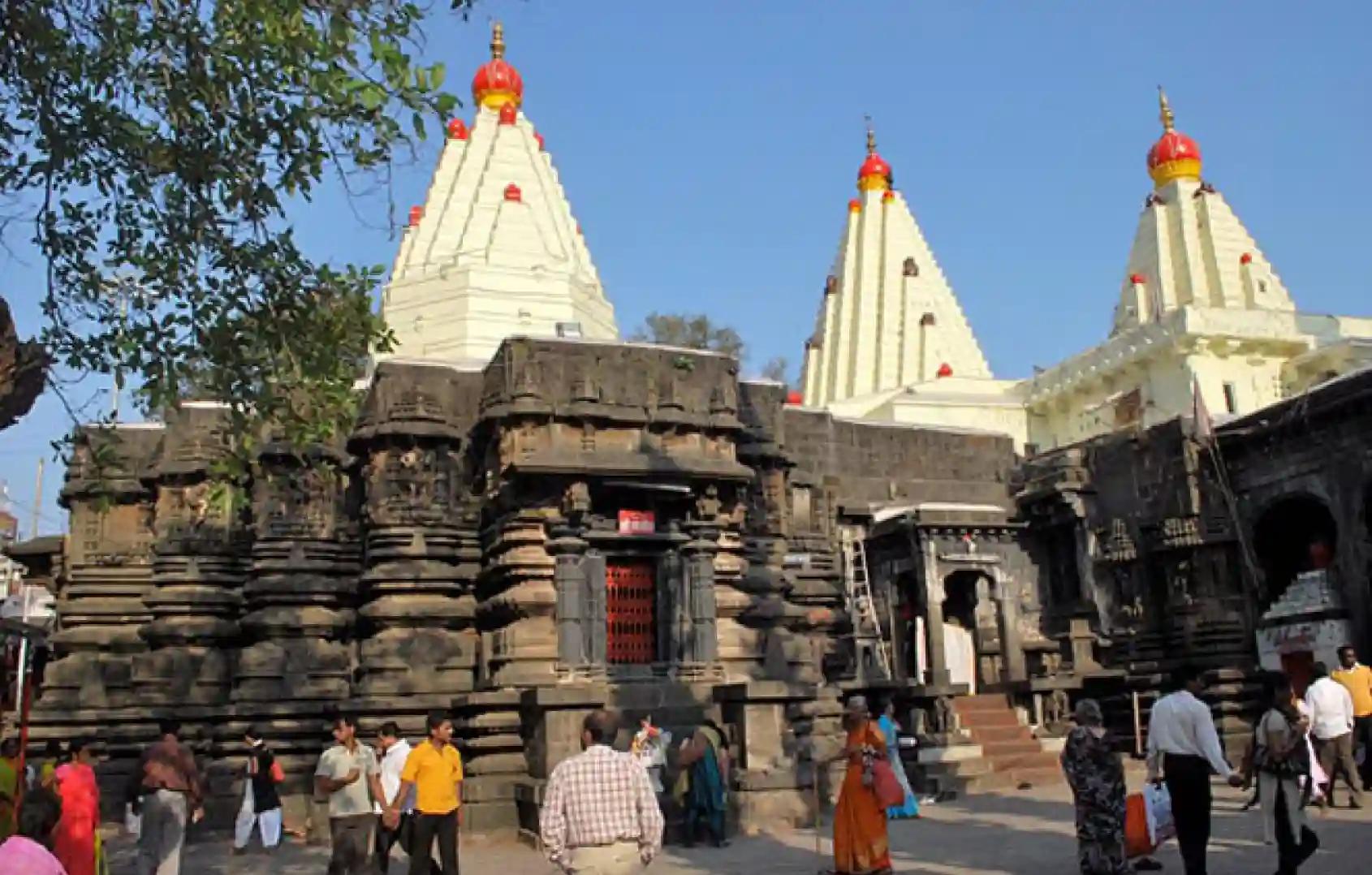 Maa Shaktipeeth Mahalakshmi Ambabai Temple,Kolhapur,Maharashtra