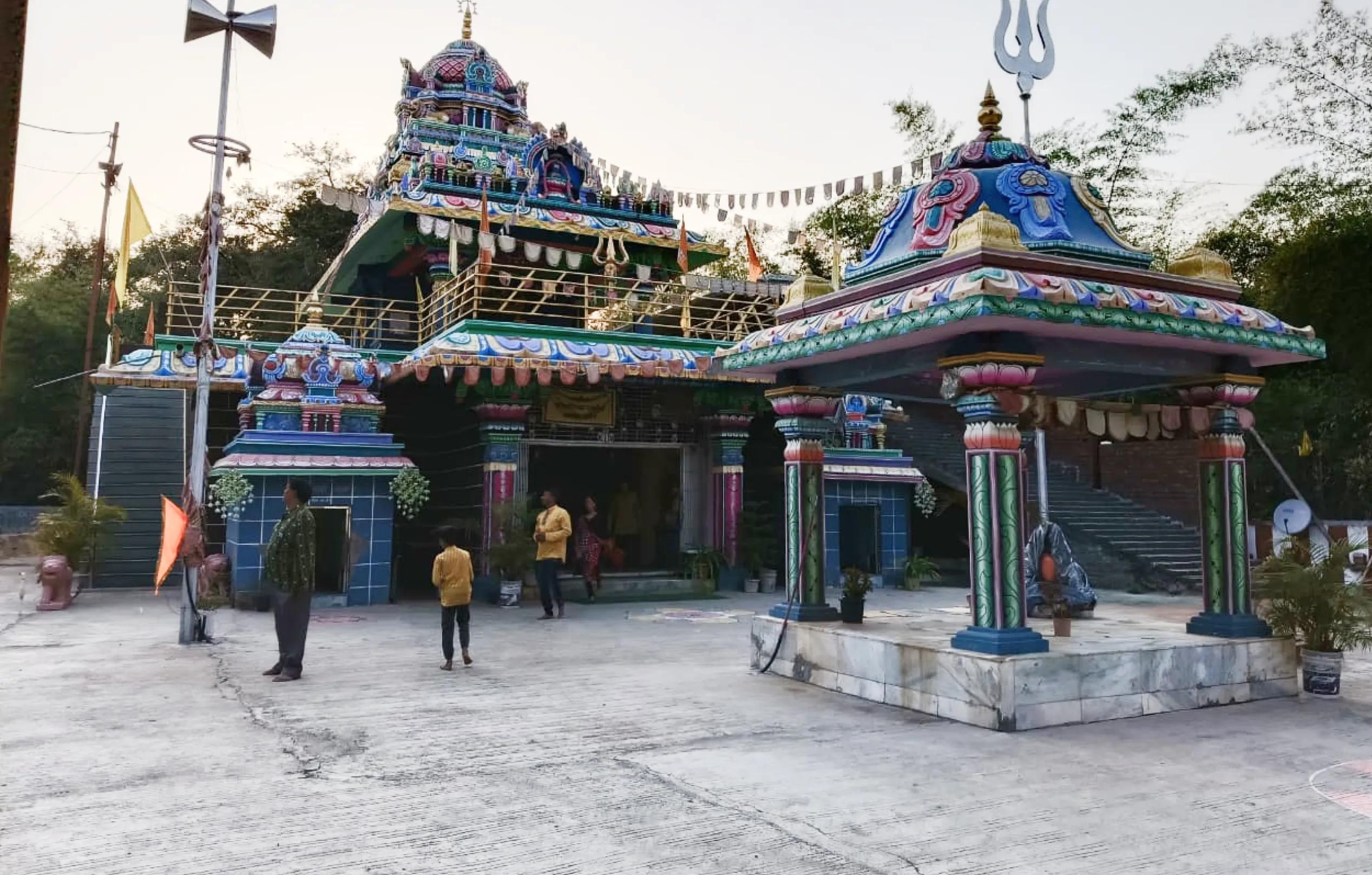 मां बगलामुखी मंदिर, नरसिंह घाट, उज्जैन, मध्य प्रदेश