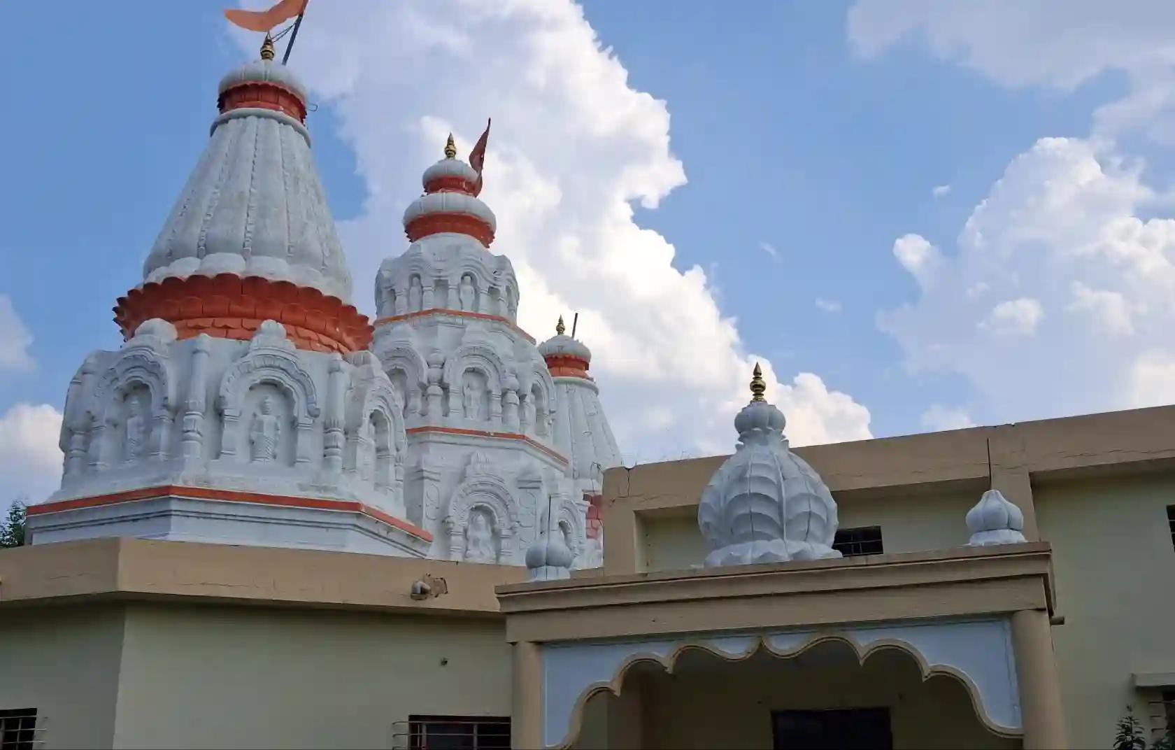  Maa Bagalamukhi Temple, Narsingh Ghat , Ujjain, Madhya Pradesh