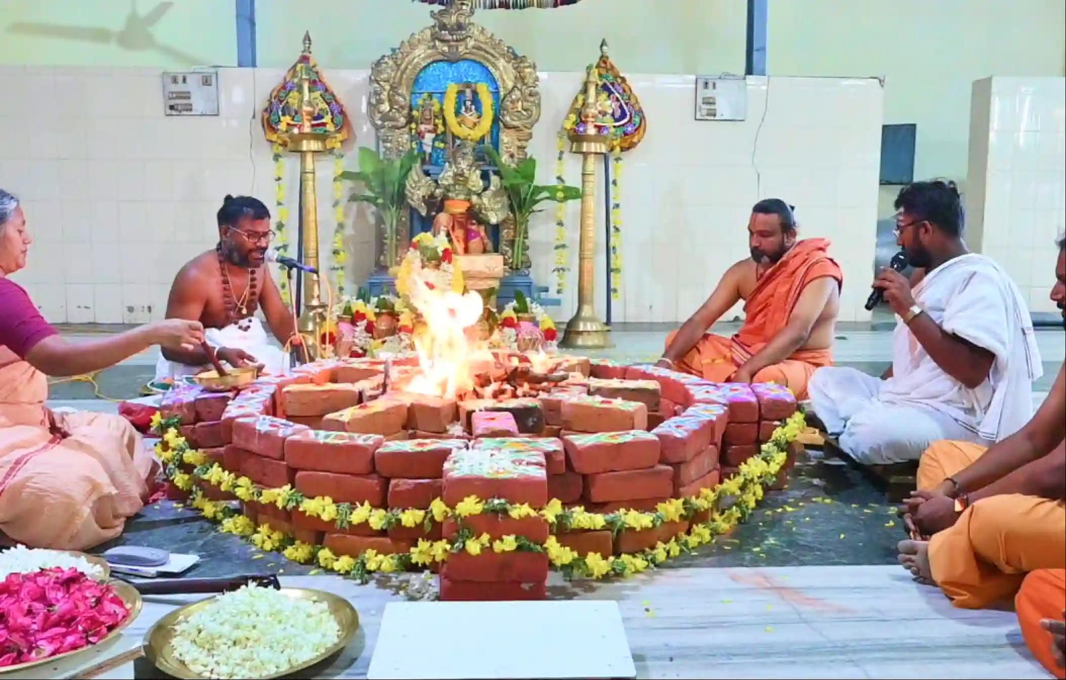 Etteluthuperumal Temple, Tirunelveli, Tamil Nadu