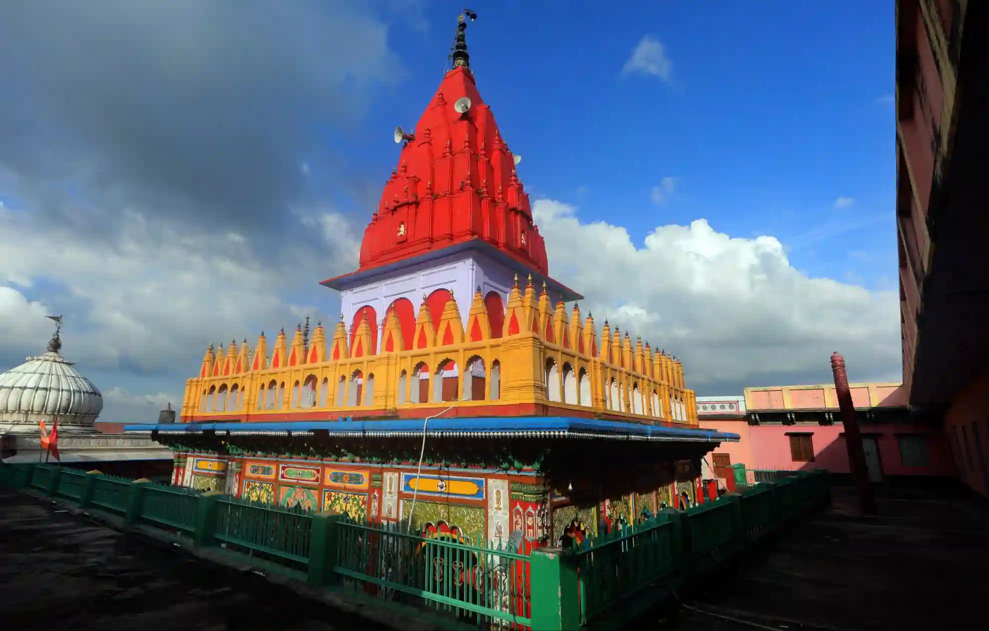  Shri Hanuman Garhi Temple, Ayodhya, Uttar Pradesh