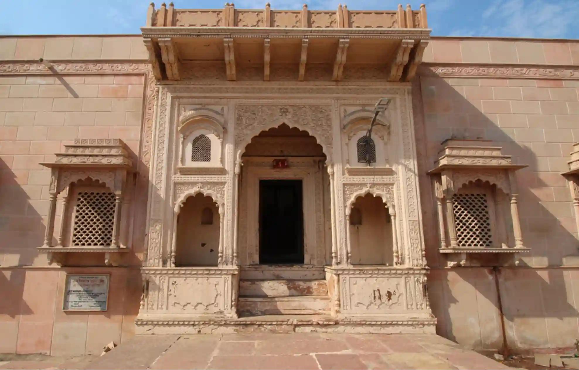 Shri Dirgha Vishnu Mandir, Mathura, Uttar Pradesh