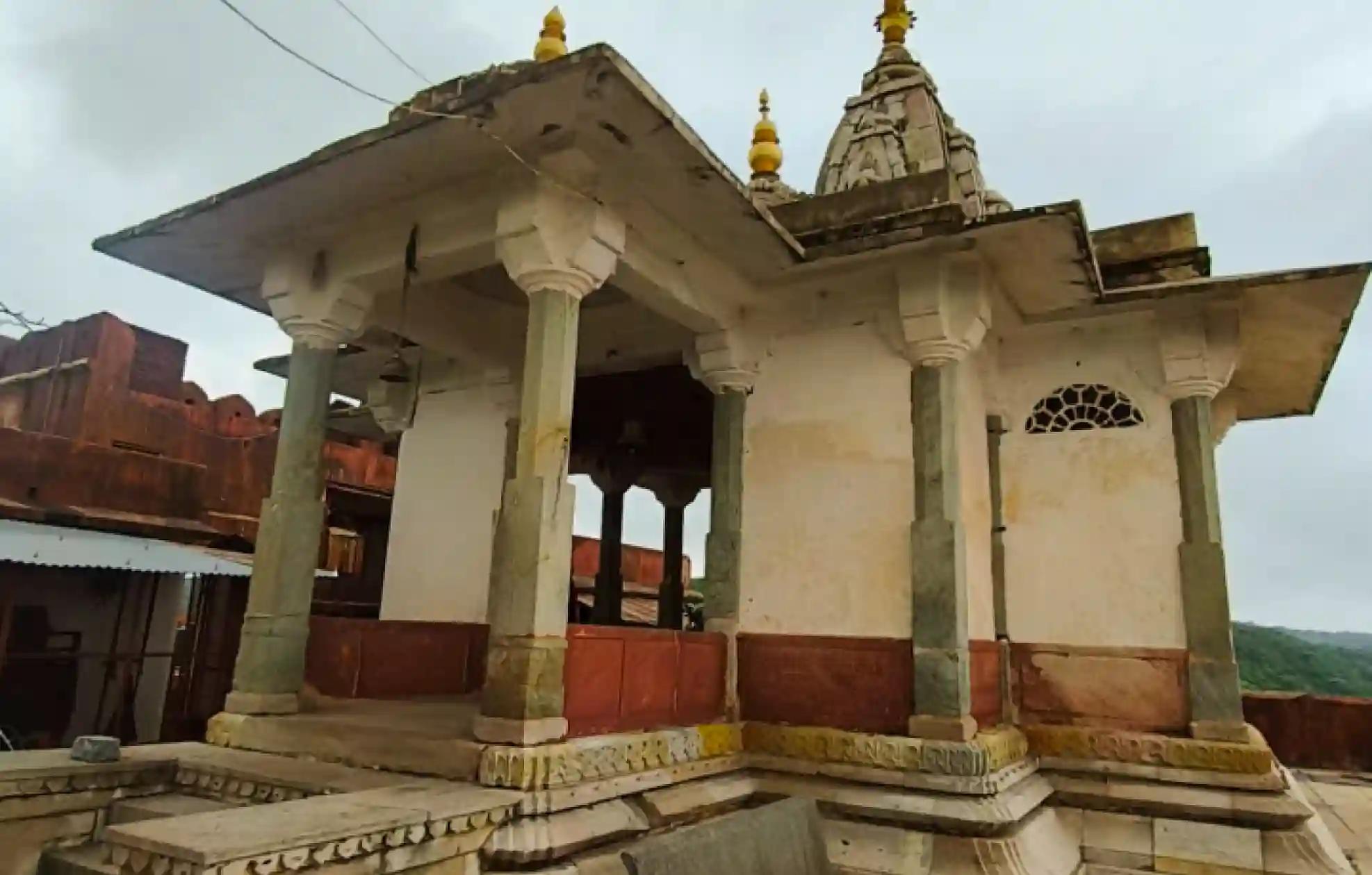 श्री गलता जी सूर्य मंदिर, अस्सी घाट, राजस्थान, उत्तर प्रदेश 