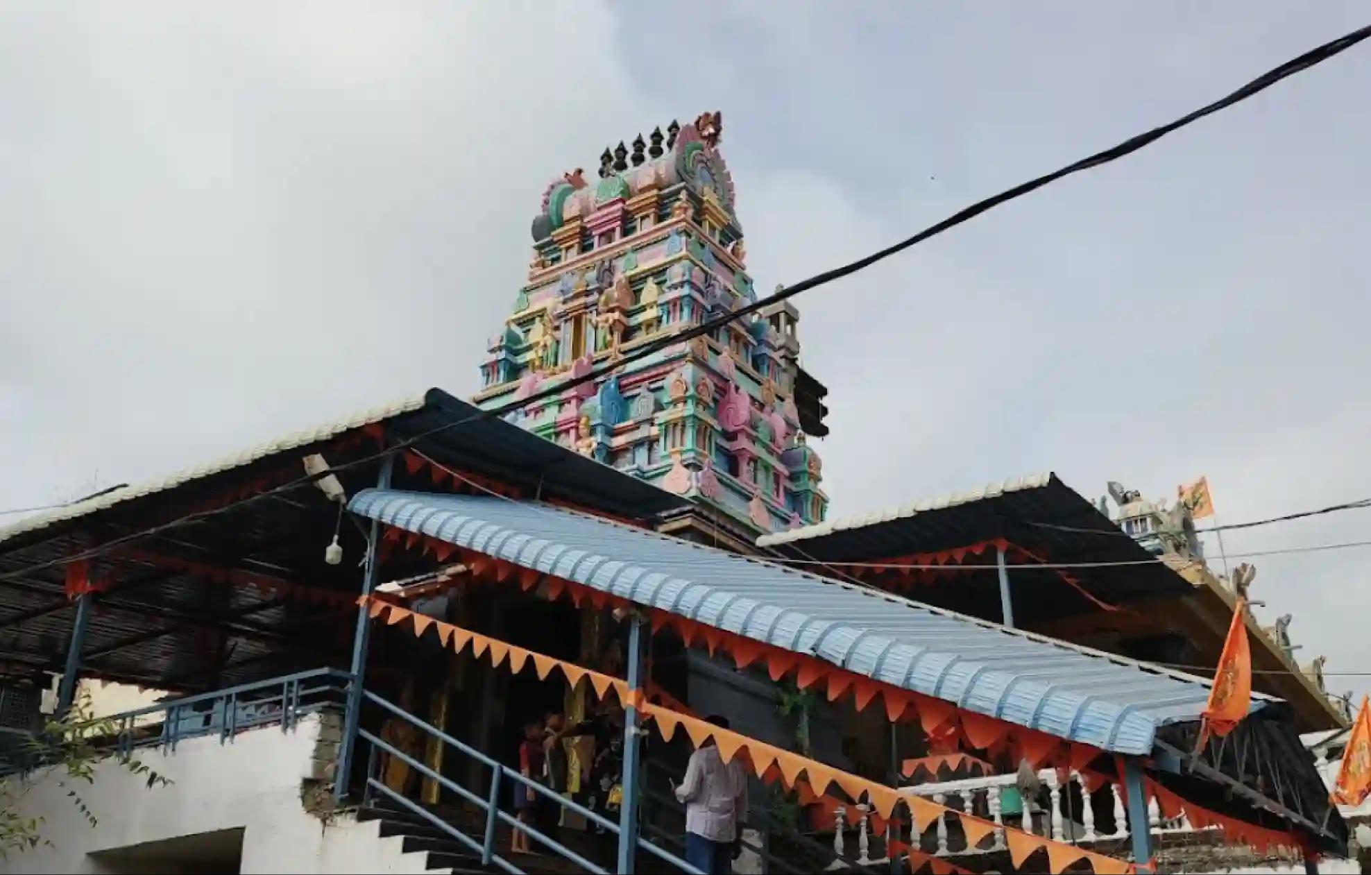 श्री लक्ष्मी नरसिम्हा स्वामी मंदिर, हैदराबाद, तेलंगाना