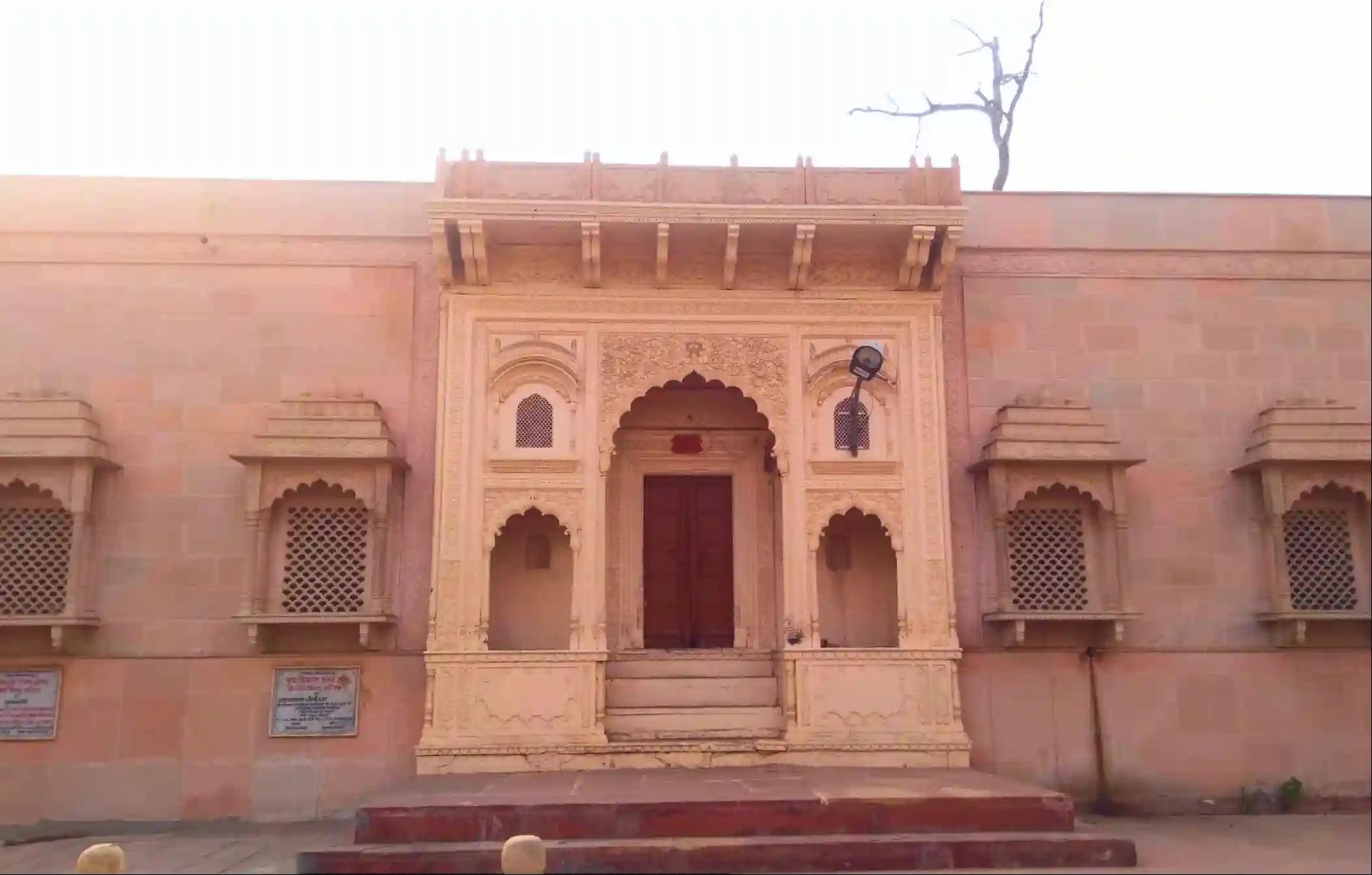 Shri Dirgha Vishnu Mandir, Mathura, Uttar Pradesh