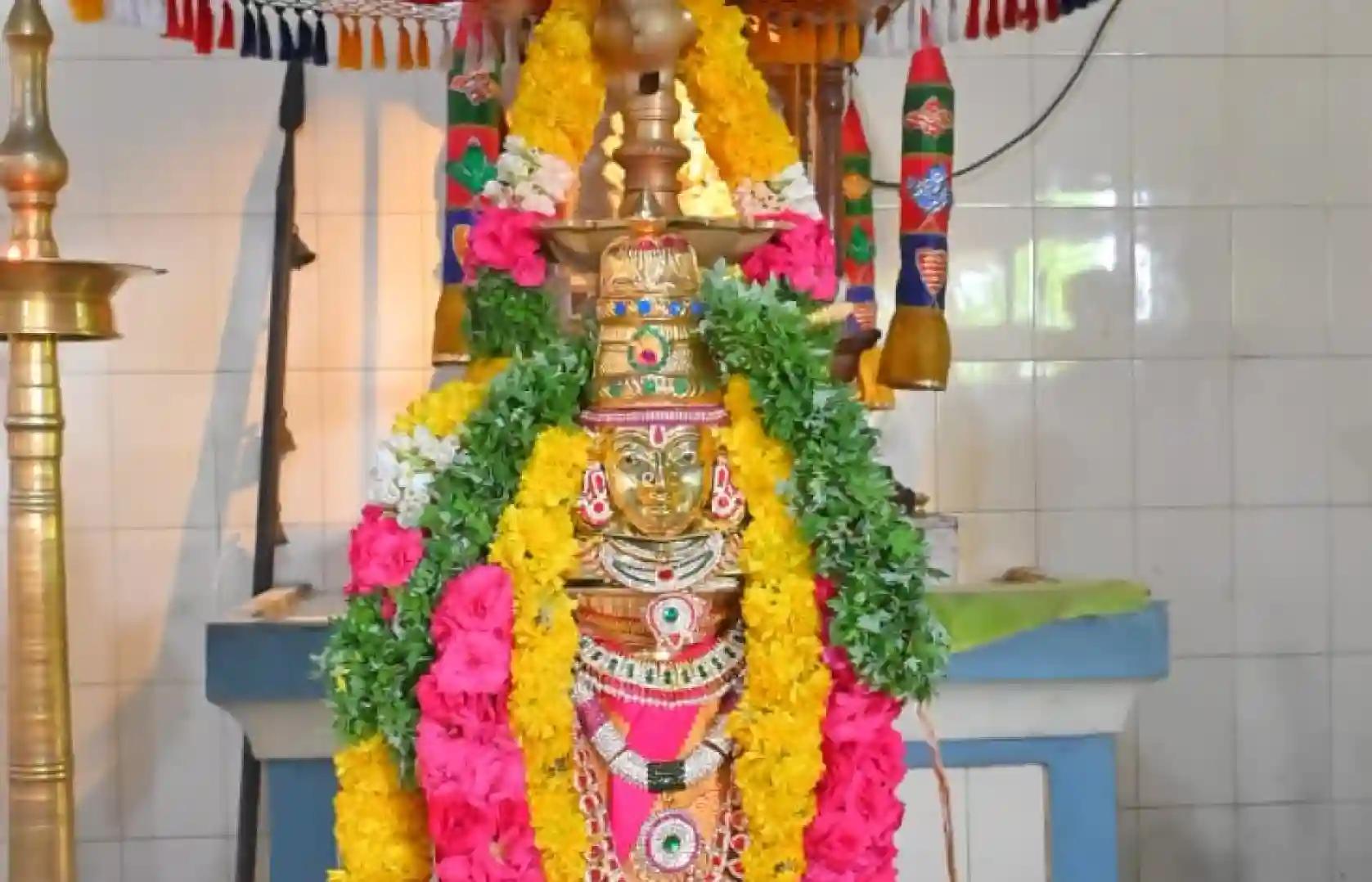 एट्टेलुथुपेरुमल मंदिर, तिरुनेलवेली 