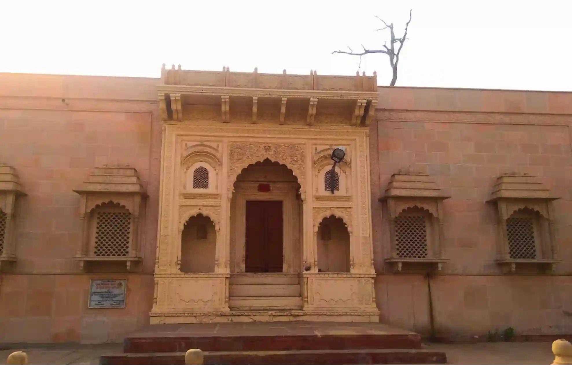 Shri Dirgh Vishnu Temple, Mathura, Uttar Pradesh