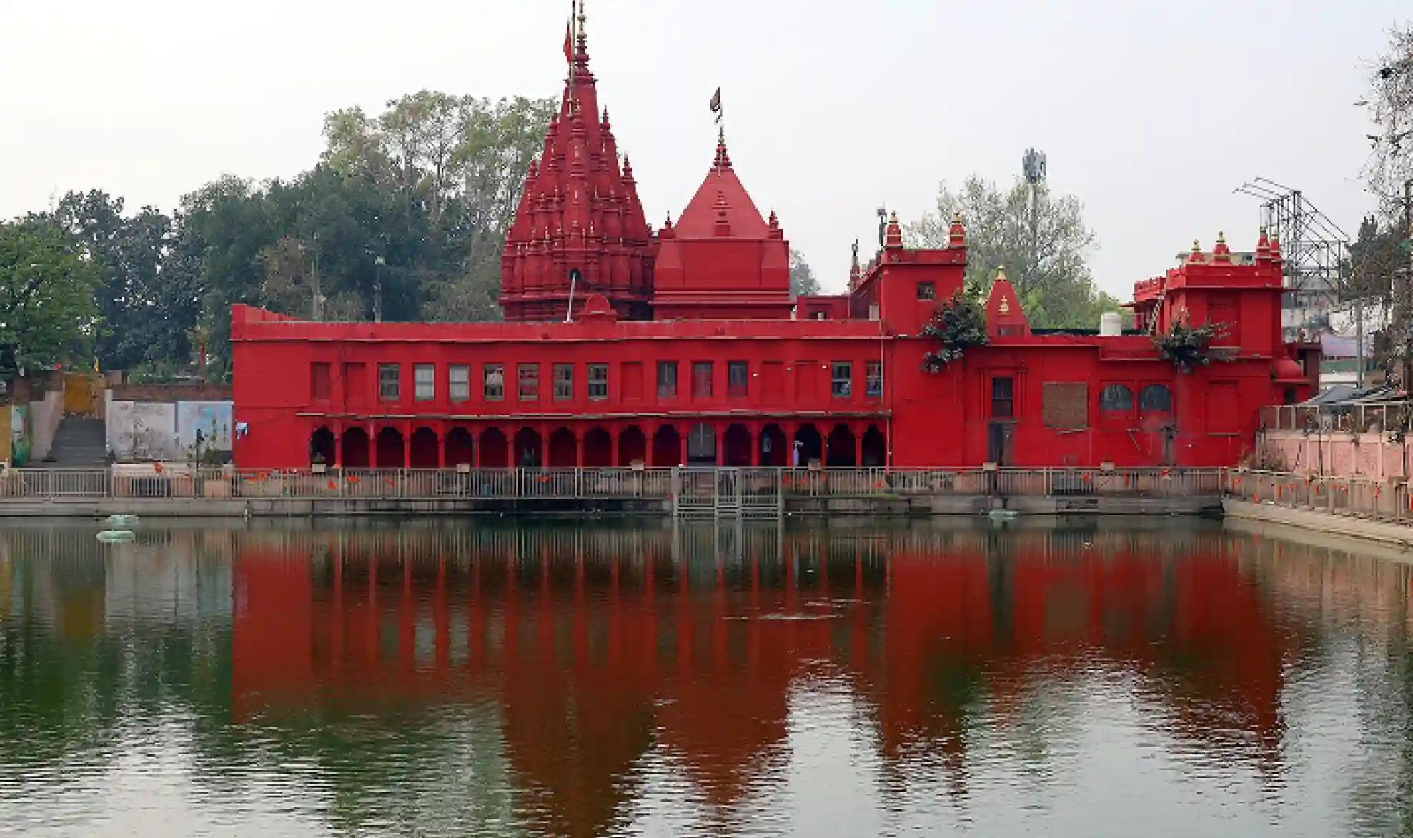 Shri Durga Kund Temple, Kashi, Uttar Pradesh