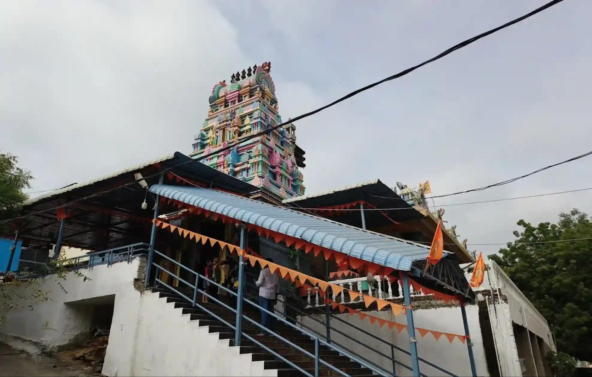 श्री लक्ष्मी नरसिंह स्वामी मंदिर,हैदराबाद