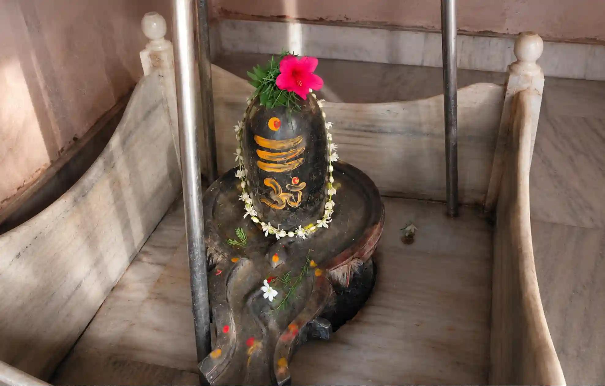 श्री मनकामेश्वर महादेव मंदिर,काशी, उत्तर प्रदेश