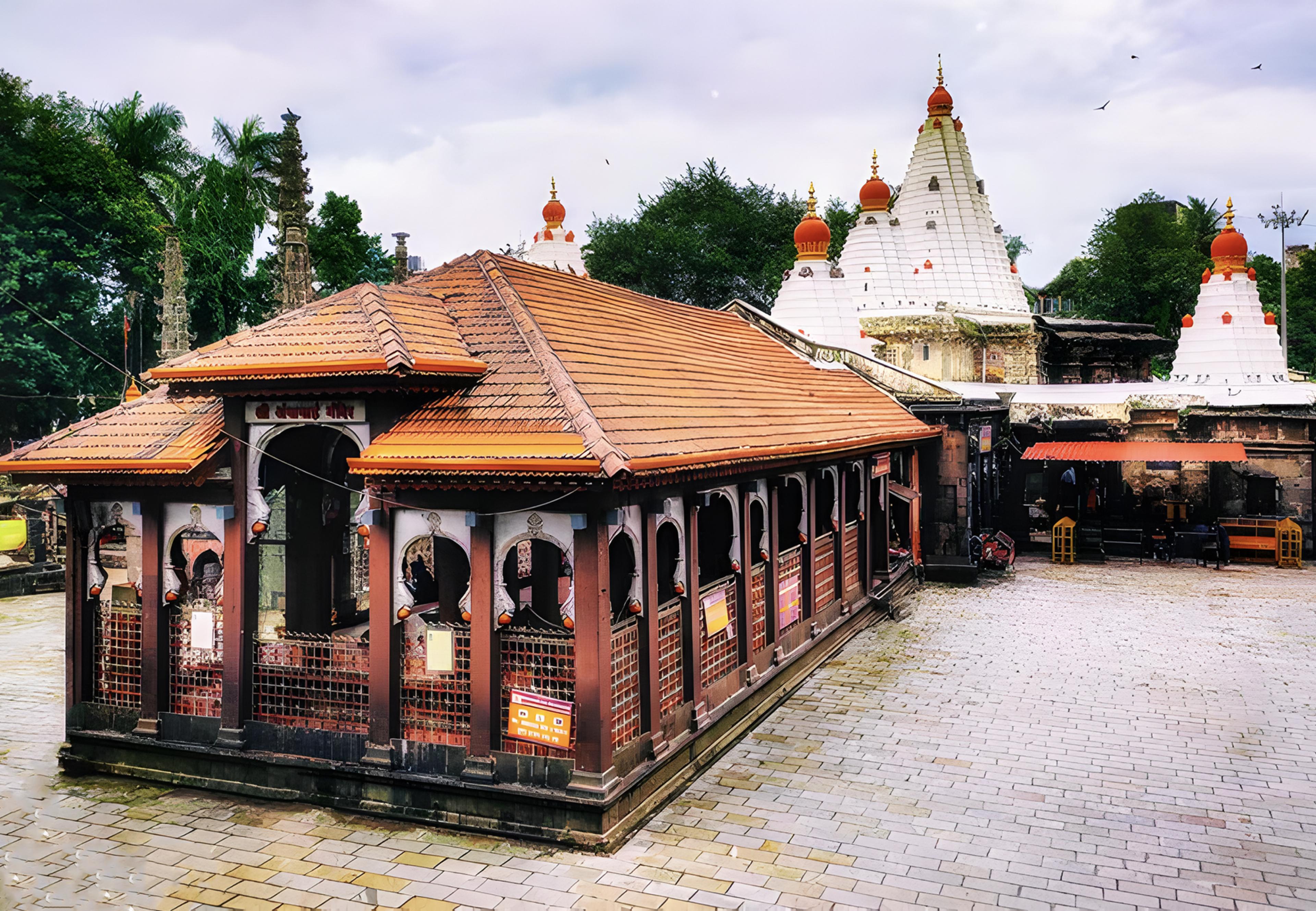Shri Shaktipeeth Mahalakshmi Ambabai Temple,Kolhapur