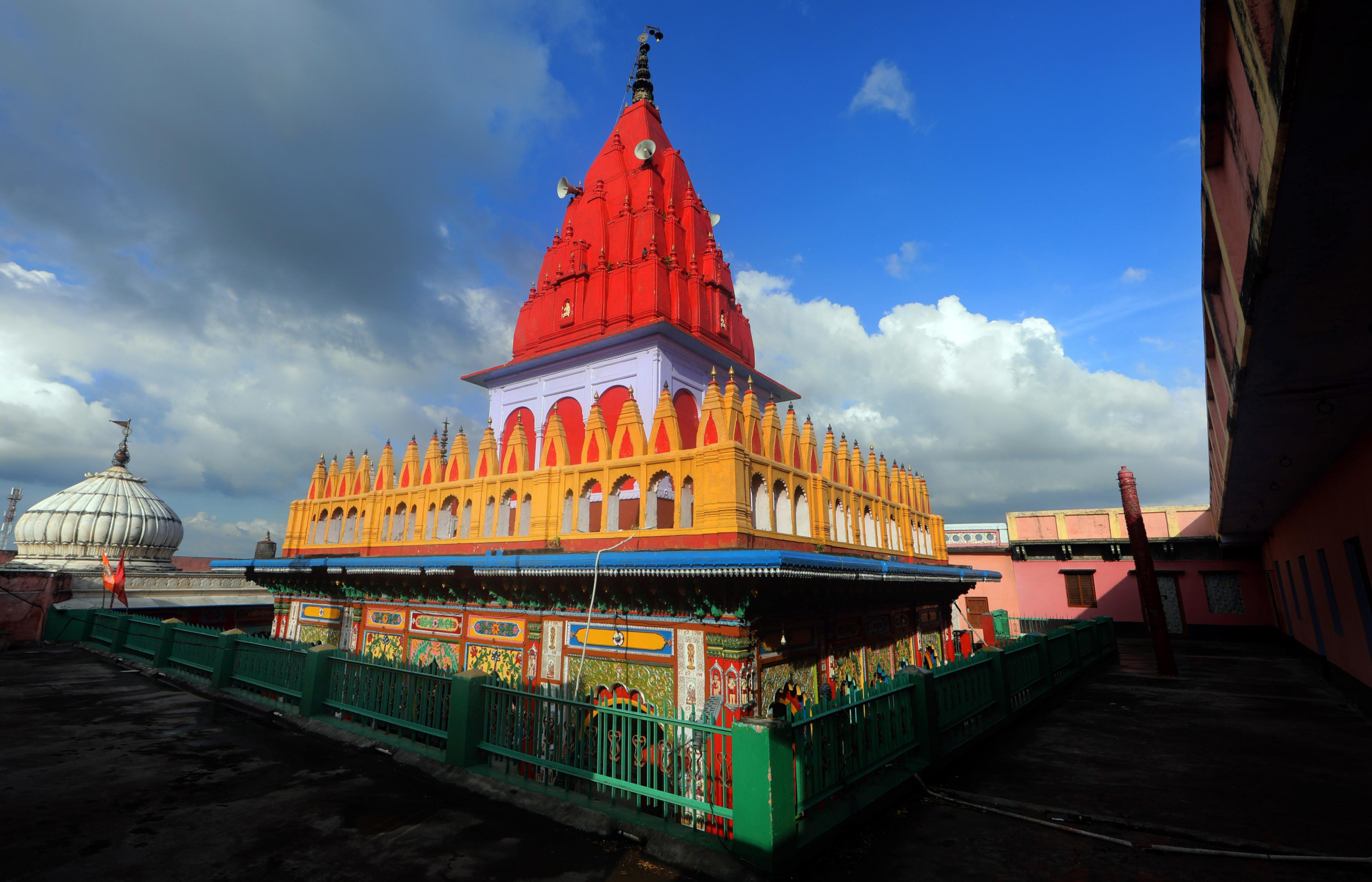 Shri Hanuman Gadhi Temple,Ayodhya