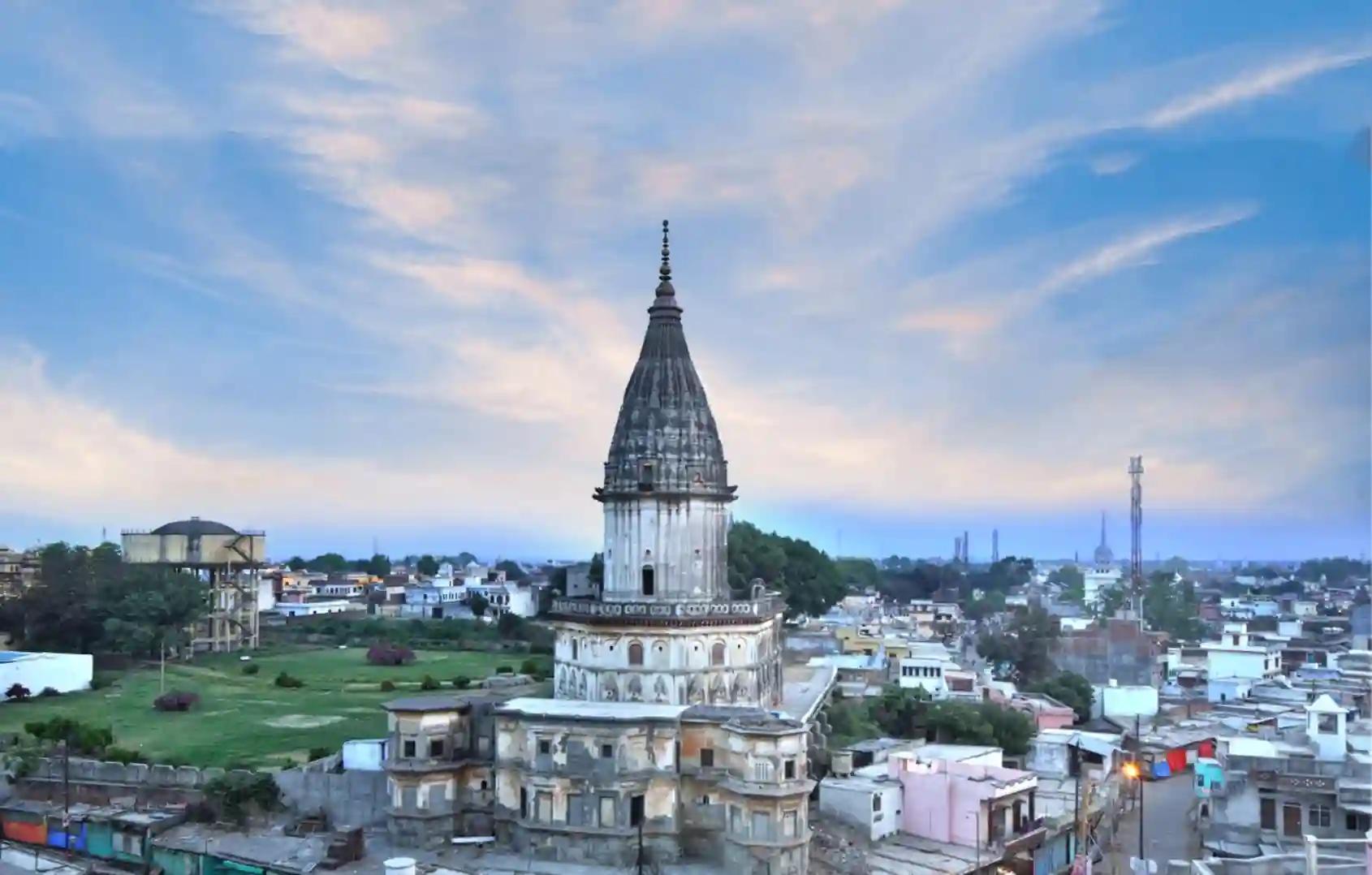 श्री प्राचीन राज द्वार मंदिर,अयोध्या, उत्तर प्रदेश