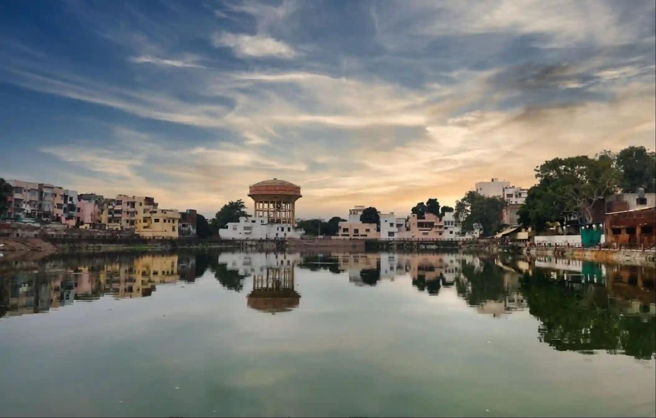 పిషాచ మోచన కుండ్, కాశీ, ఉత్తరప్రదేశ్ పిషాచ మోచన కుండ్, కాశీ, ఉత్తరప్రదేశ్