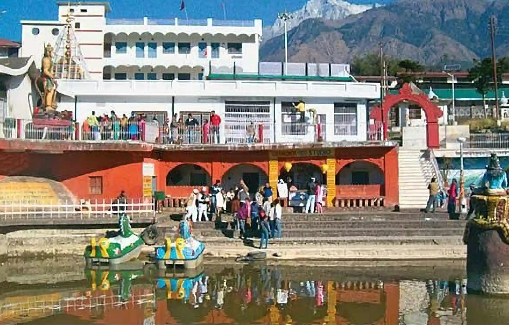 Shri Chamunda Devi Siddhapeetha, Kangra, Himachal Pradesh Shri Chamunda Devi Siddhapeetha, Kangra, Himachal Pradesh