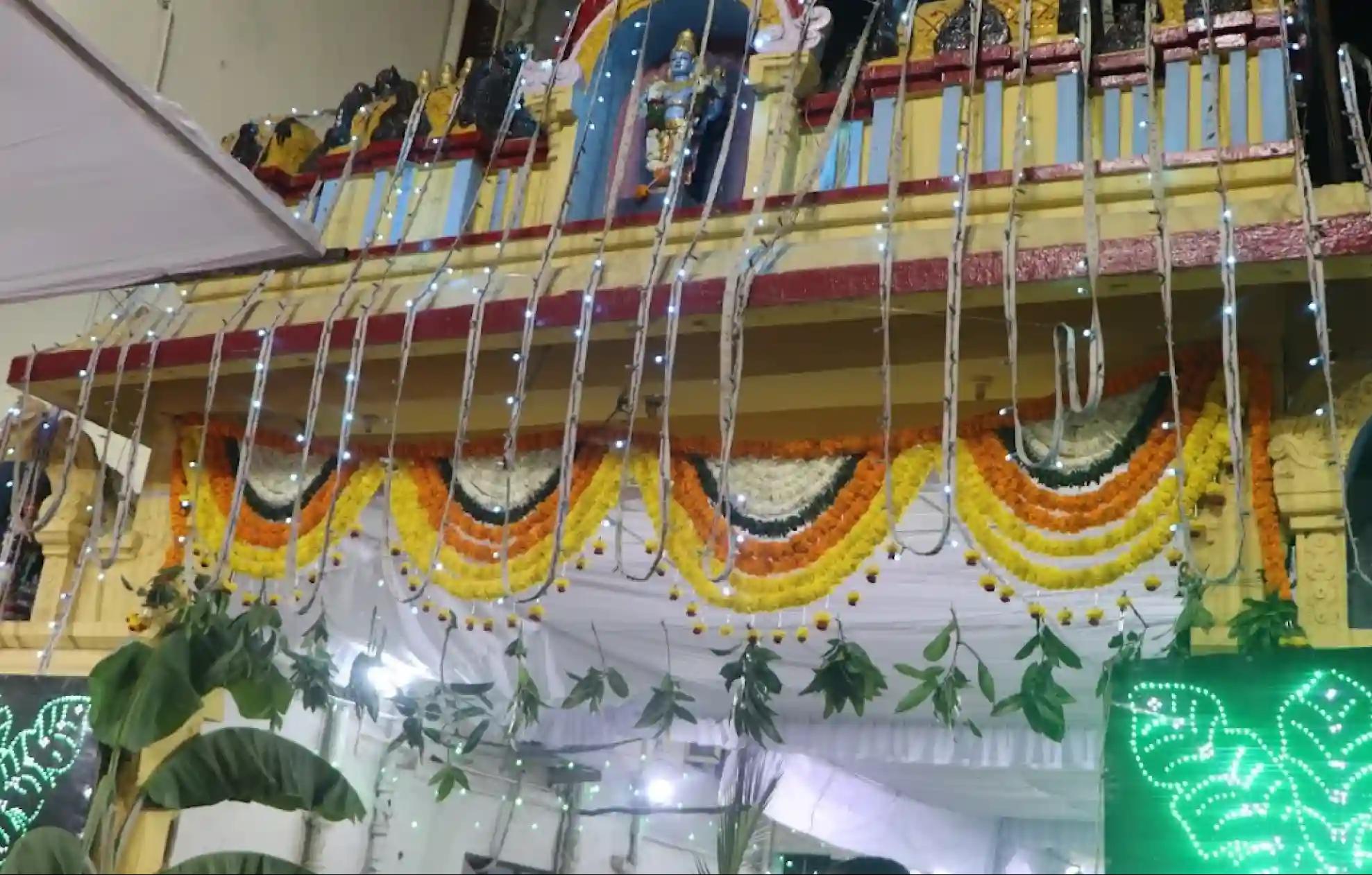 ಶ್ರೀ ವೆಂಕಟೇಶ್ವರ ಸ್ವಾಮಿ ದೇವಸ್ಥಾನ, ಹೈದರಾಬಾದ್ - ತೆಲಂಗಾಣ ಶ್ರೀ ವೆಂಕಟೇಶ್ವರ ಸ್ವಾಮಿ ದೇವಸ್ಥಾನ, ಹೈದರಾಬಾದ್ - ತೆಲಂಗಾಣ