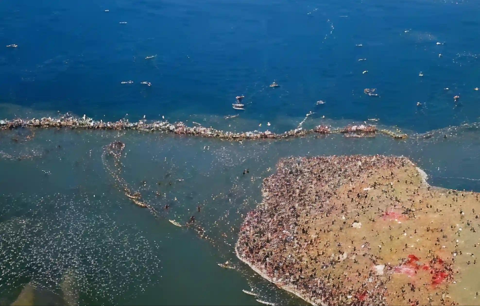 Triveni Sangam, Prayagraj, Uttar Pradesh Triveni Sangam, Prayagraj, Uttar Pradesh