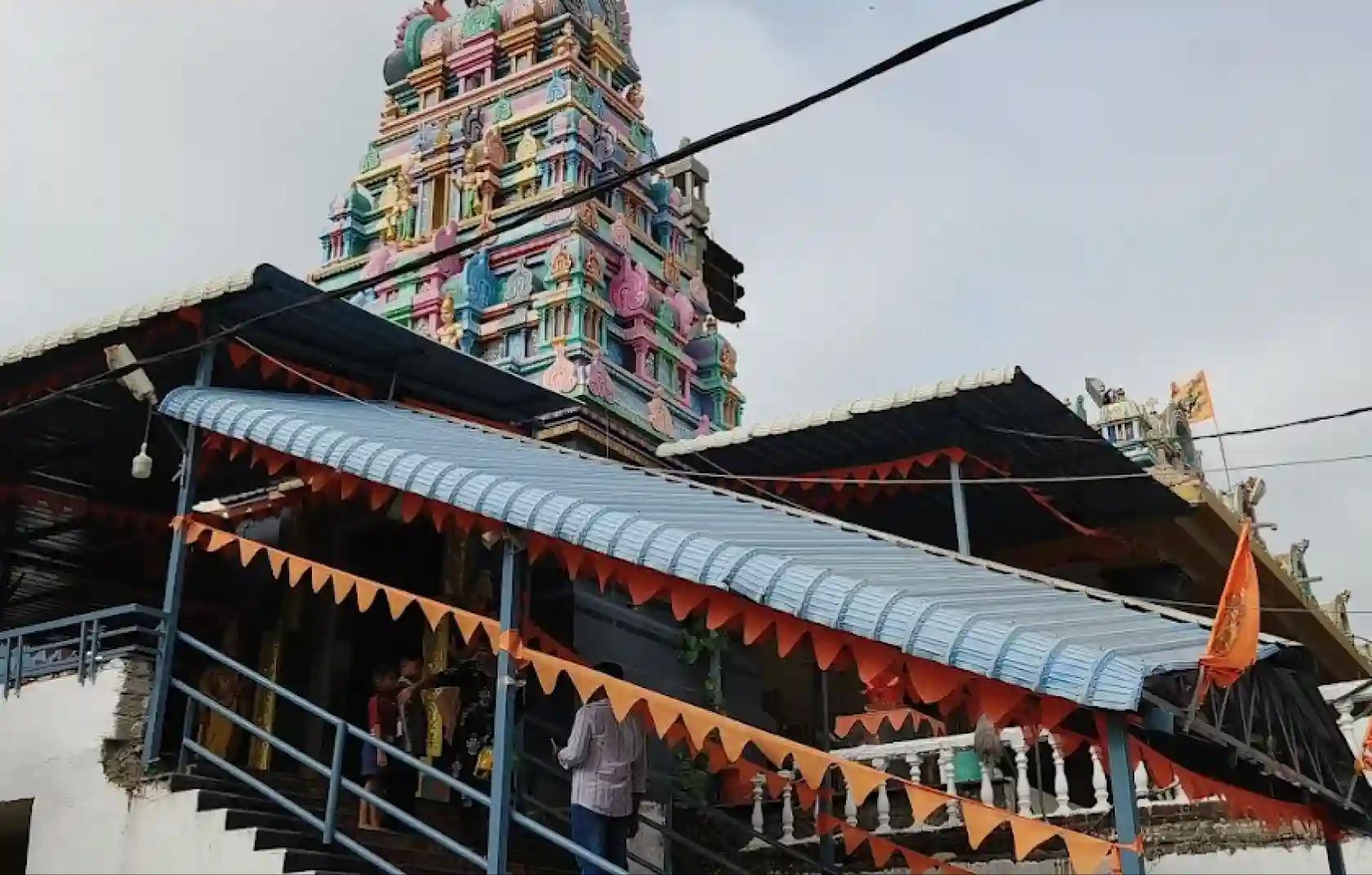 ಲಕ್ಷ್ಮಿ ನರಸಿಂಹ ಸ್ವಾಮಿ ದೇವಾಲಯ, ಹೈದರಾಬಾದ್, ತೆಲಂಗಾಣ ಲಕ್ಷ್ಮಿ ನರಸಿಂಹ ಸ್ವಾಮಿ ದೇವಾಲಯ, ಹೈದರಾಬಾದ್, ತೆಲಂಗಾಣ