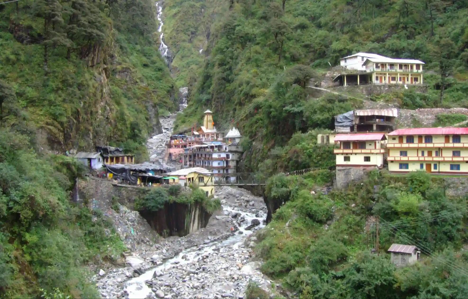 Shri Yamunotri Dham,Uttarkashi, Uttarakhand Shri Yamunotri Dham,Uttarkashi, Uttarakhand