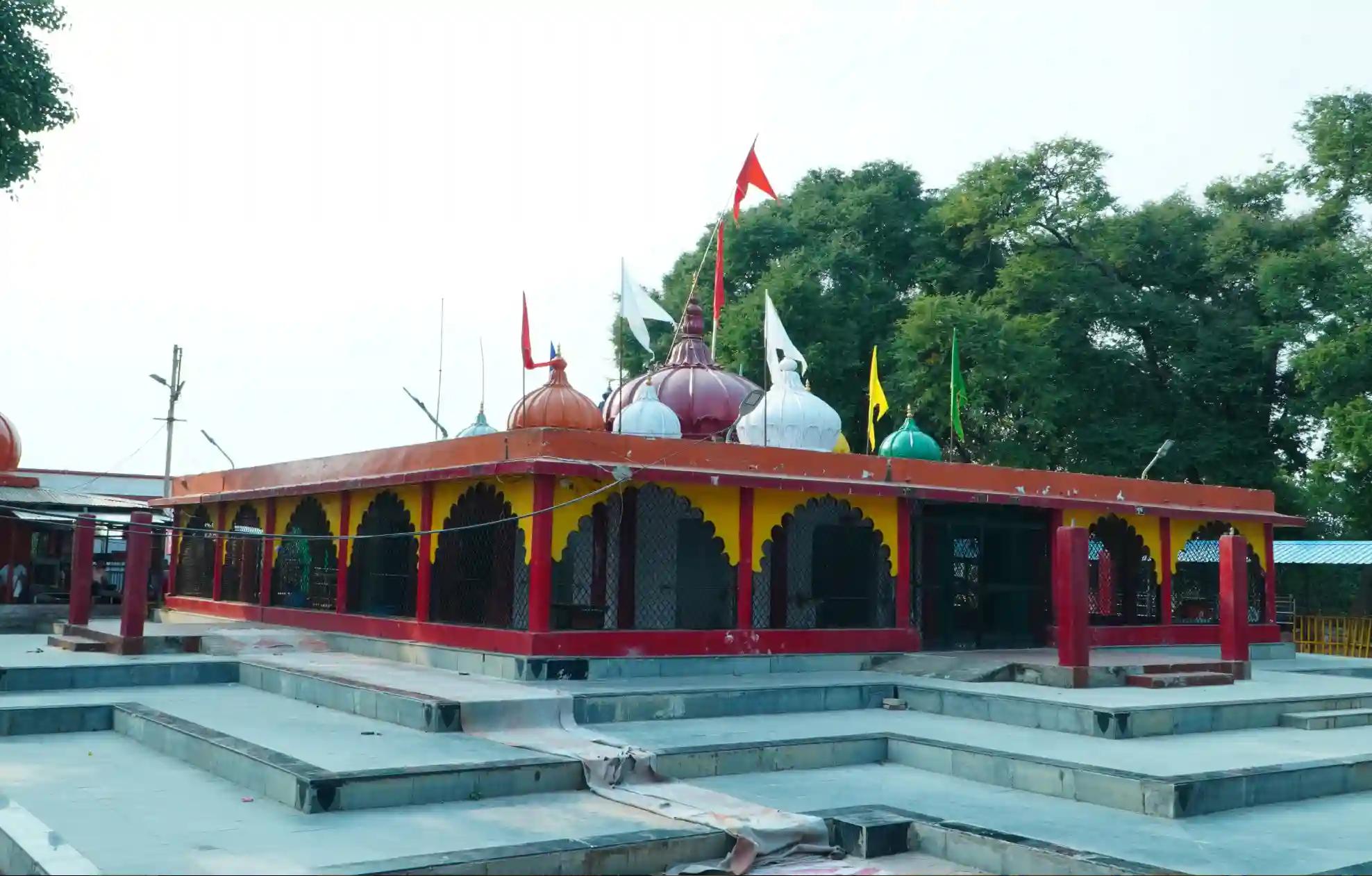 Shri Navgrah Shani Temple, Ujjain, Madhya Pradesh Shri Navgrah Shani Temple, Ujjain, Madhya Pradesh