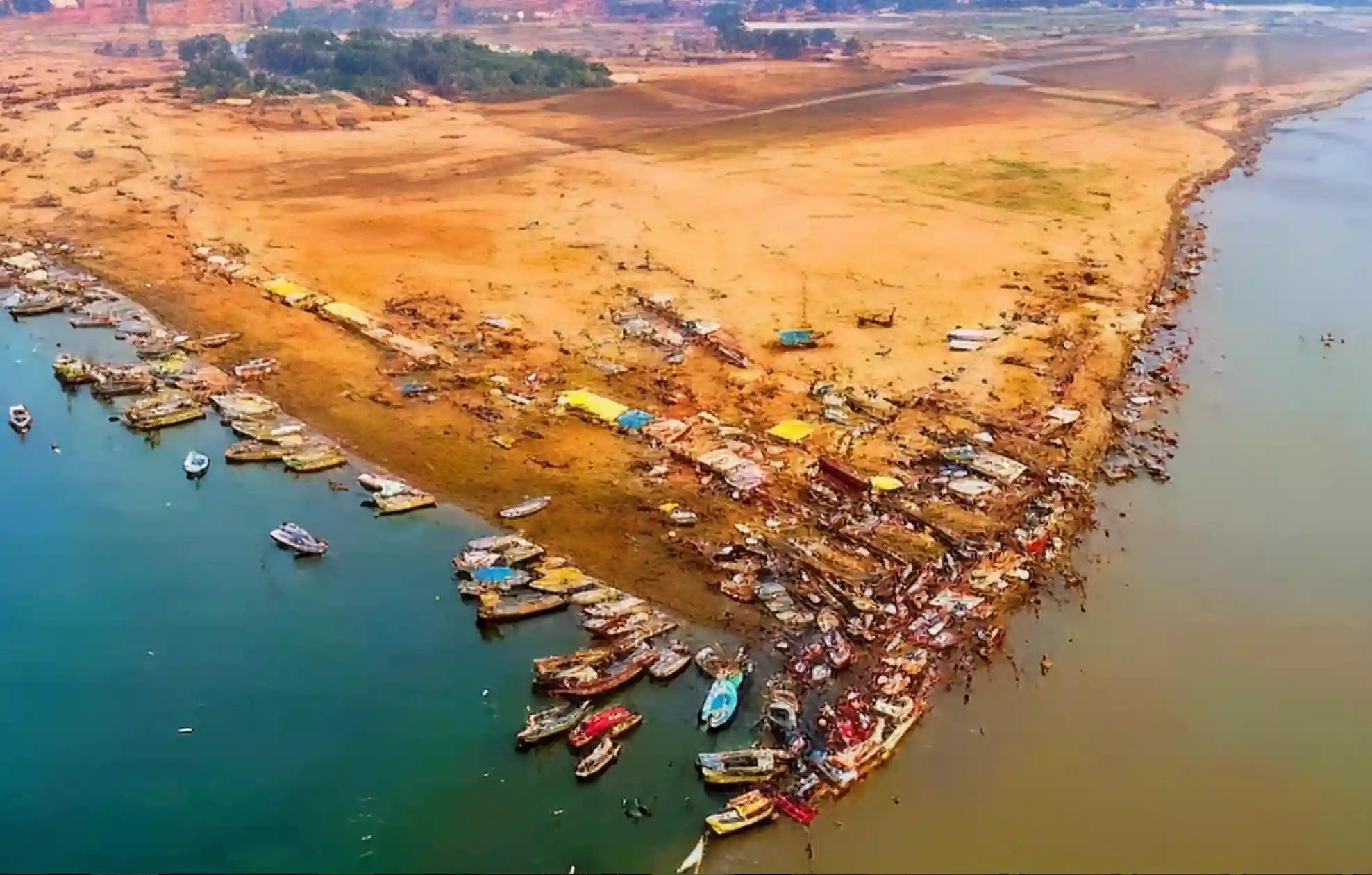 Triveni Sangam, Prayagraj, Uttar Pradesh Triveni Sangam, Prayagraj, Uttar Pradesh