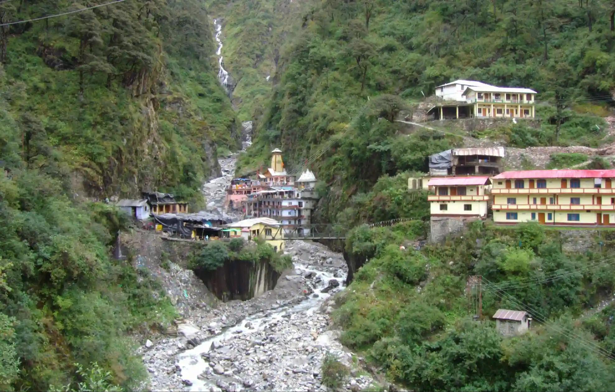 Shri Yamunotri Dham, Uttarkashi, Uttarakhand Shri Yamunotri Dham, Uttarkashi, Uttarakhand
