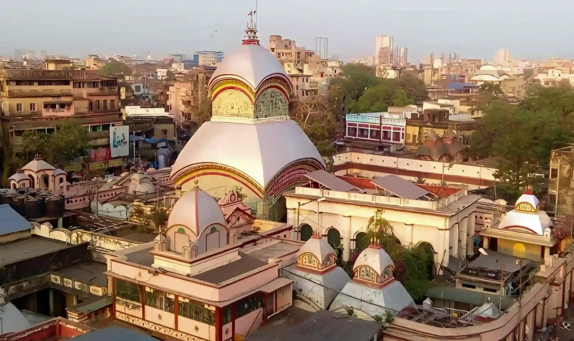 शक्तिपीठ कालीघाट मंदिर, कोलकत्ता, पश्चिम बंगाल शक्तिपीठ कालीघाट मंदिर, कोलकत्ता, पश्चिम बंगाल