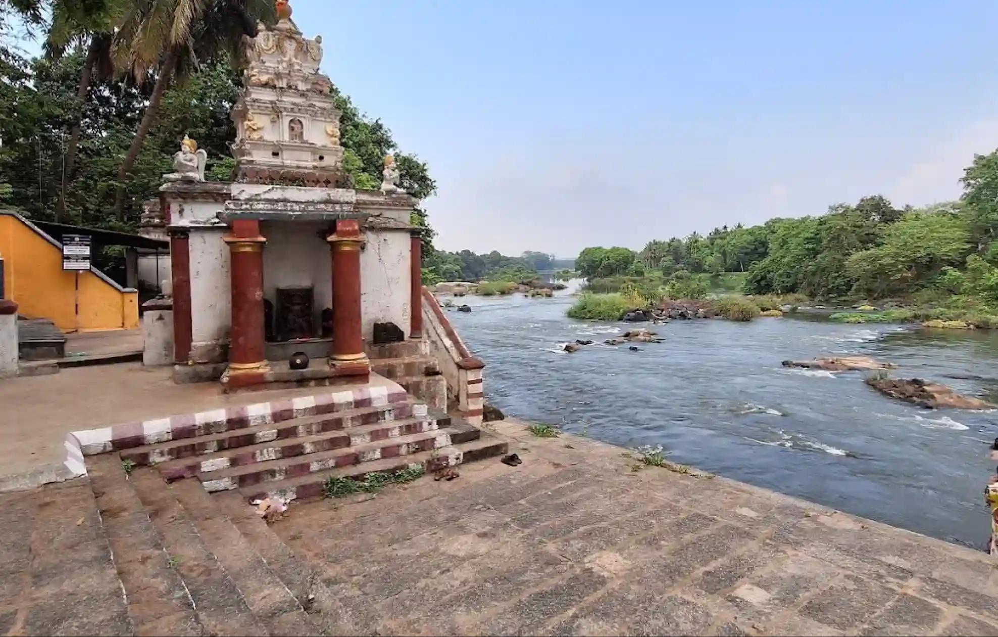 ದೊಡ್ಡ ಗೋಸಾಯಿ ಘಾಟ್, ಶ್ರೀರಂಗಪಟ್ಟಣ ಕ್ಷೇತ್ರ, ಶ್ರೀರಂಗಪಟ್ಟಣ, ಕರ್ನಾಟಕ ದೊಡ್ಡ ಗೋಸಾಯಿ ಘಾಟ್, ಶ್ರೀರಂಗಪಟ್ಟಣ ಕ್ಷೇತ್ರ, ಶ್ರೀರಂಗಪಟ್ಟಣ, ಕರ್ನಾಟಕ