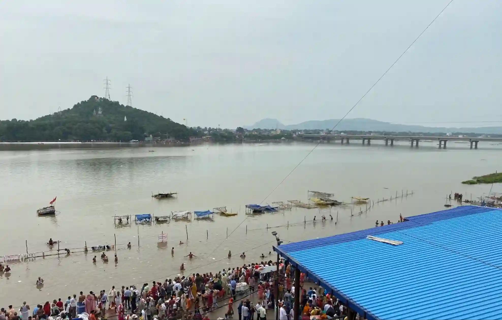 Falgu Nadi Ghat, Gaya, Bihar Falgu Nadi Ghat, Gaya, Bihar