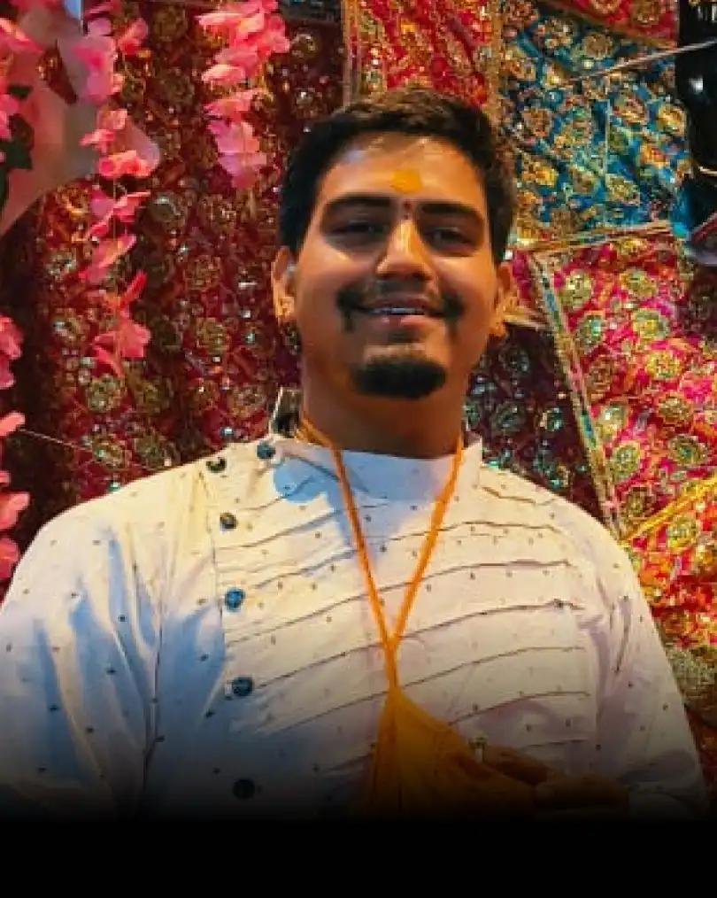 Pandit Hanshul Dutt Haridwar • Exp : 5 years Pandit Hanshul Dutt Haridwar • Exp : 5 years